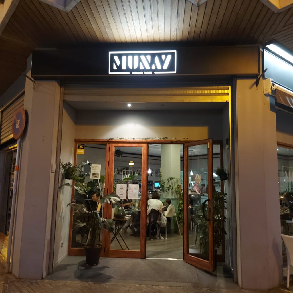 Entrada del Restaurante Munay en Palma
